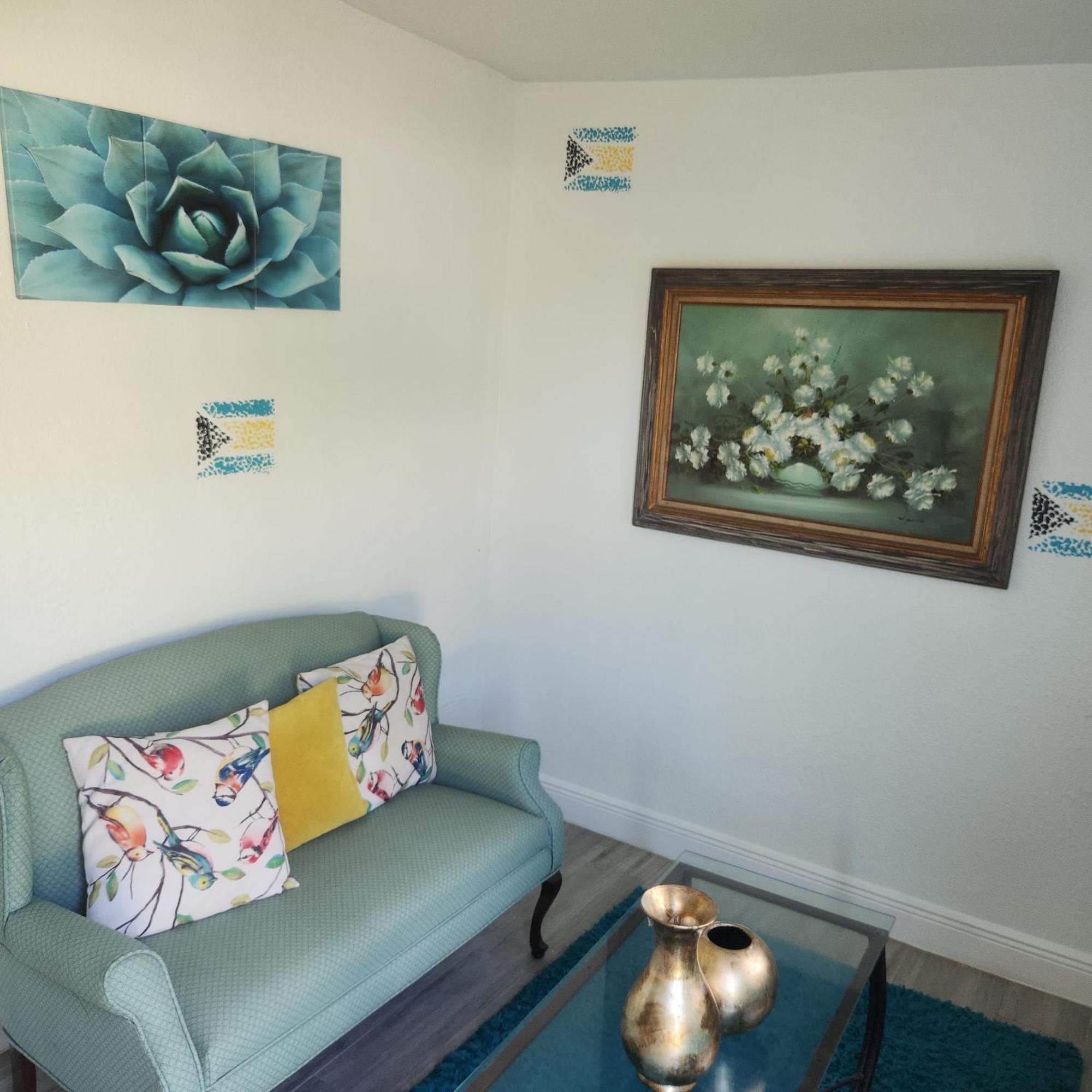 ホテル Jubilee Gardens フリーポート 部屋 写真