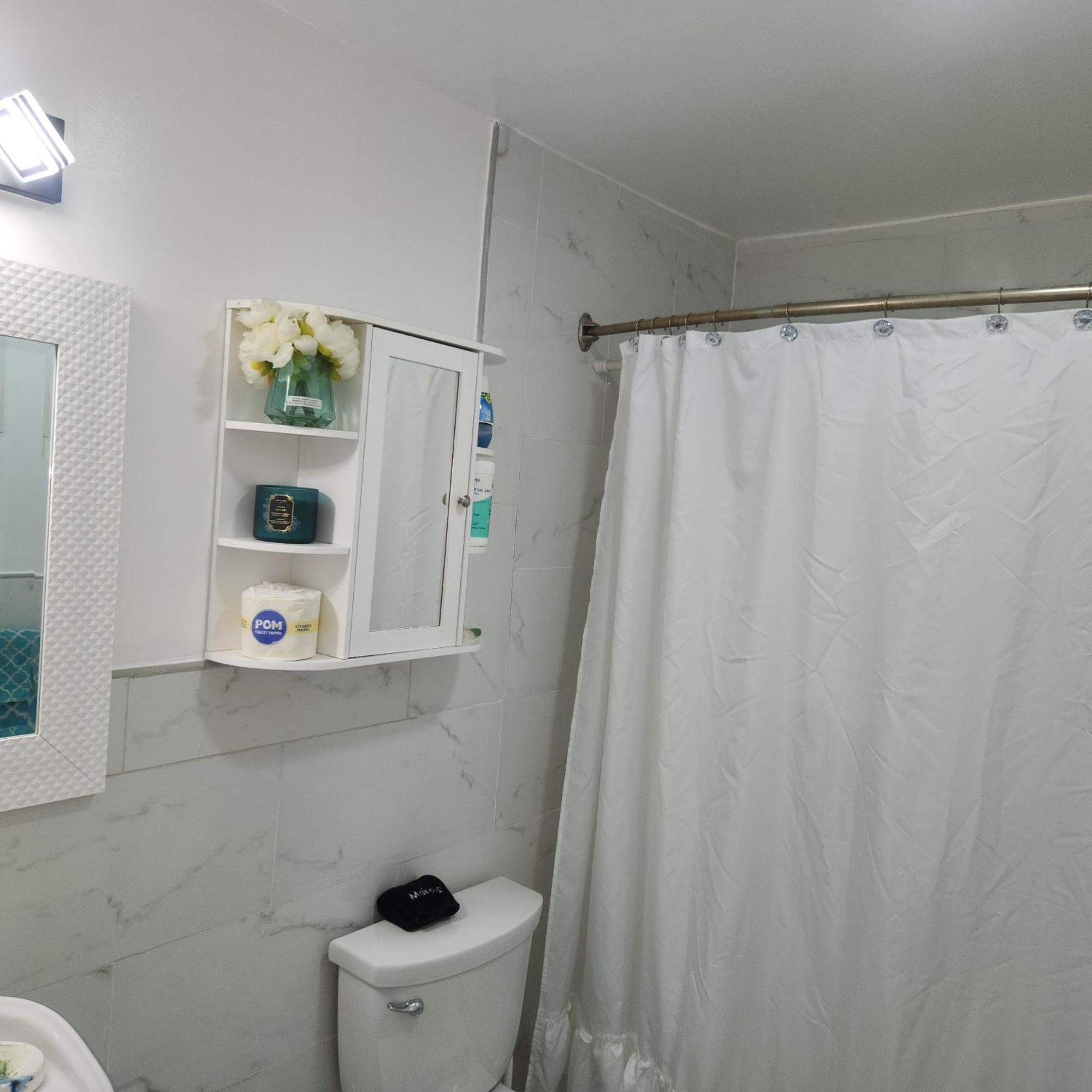 ホテル Jubilee Gardens フリーポート 部屋 写真